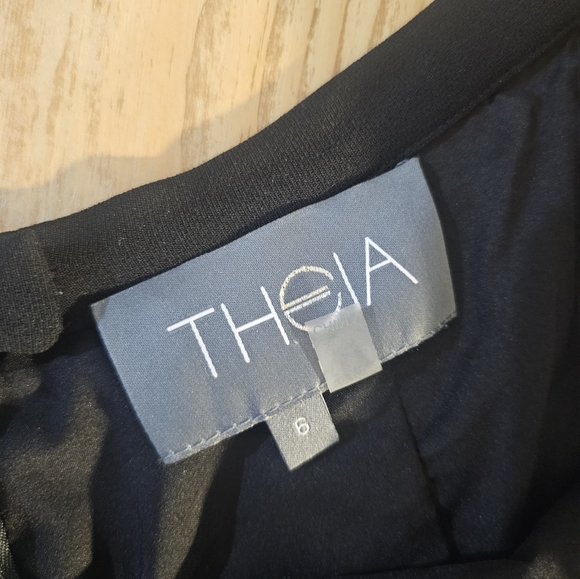 Theia Maxi Mermaid Skirt with Slit - Picture 7 of 10